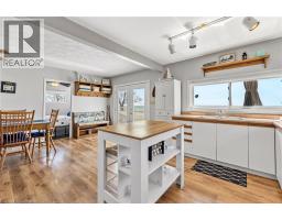 793 LAKESHORE Road - 19