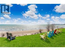 793 LAKESHORE Road - 44