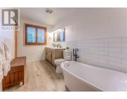 310 CAVENDISH Drive - 32