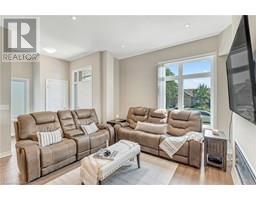 25 ISHERWOOD Avenue UnitNo. J138 - 5