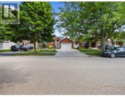 15 SHANNON Street - 44