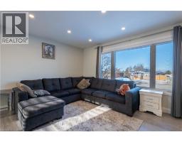 936 ALICE Street - 11