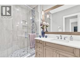 46 ANITA Drive - 24
