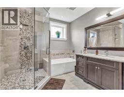 46 ANITA Drive - 40