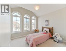 24 WEATHERALL Avenue - 31