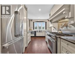 138 CAITHNESS Street E - 11