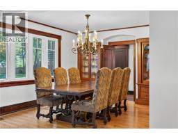 138 CAITHNESS Street E - 12