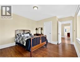138 CAITHNESS Street E - 18