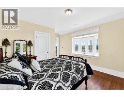 138 CAITHNESS Street E - 19