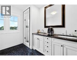138 CAITHNESS Street E - 27