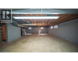 15 EVERGREEN HILL Road - 33