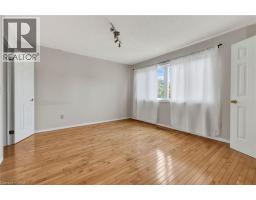 225 BENJAMIN Road UnitNo. 45 - 18