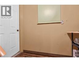 894 GARTH Street - 23