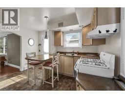 894 GARTH Street - 6