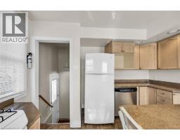 894 GARTH Street - 8
