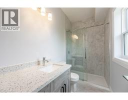 204 FIFTH Avenue - 38