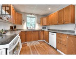 776597 BLANDFORD Road - 14