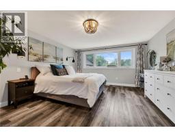 604 GUELPH Street - 17
