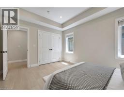 46 LOWELL Street N - 20
