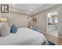 46 LOWELL Street N - 24