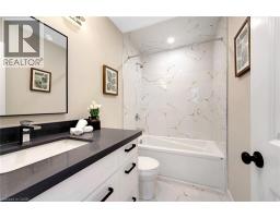 46 LOWELL Street N - 27