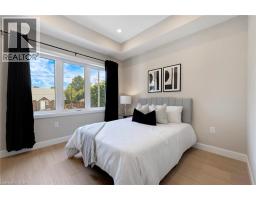 46 LOWELL Street N - 30