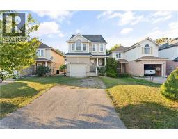 118 CHATEAU Crescent - 1