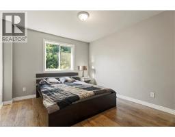 118 CHATEAU Crescent - 18
