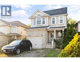118 CHATEAU Crescent - 2