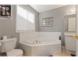 118 CHATEAU Crescent - 21
