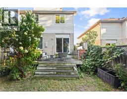118 CHATEAU Crescent - 34