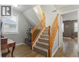 118 CHATEAU Crescent - 5