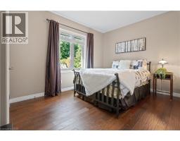 21 FARROW Road - 25