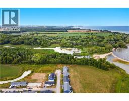 45 RIVERBEND Crescent - 24