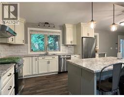 12 SUNSET Drive - 21