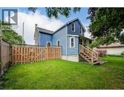 37 DECEW Street W - 27