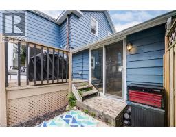 37 DECEW Street W - 33