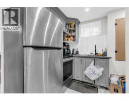 7 JENNER Court - 38