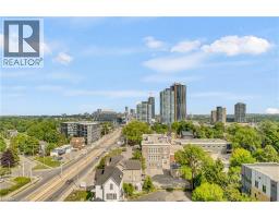 741 KING Street W UnitNo. 906 - 32
