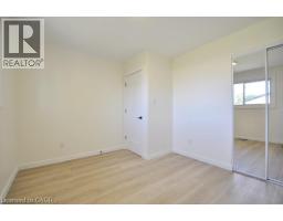 30 GRENADIER Road - 17