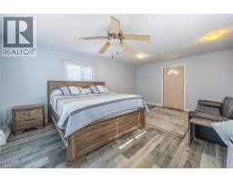 16 SNIDER Crescent - 22