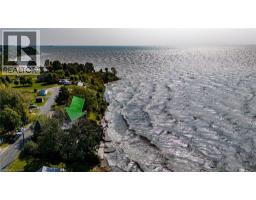 16 SNIDER Crescent - 35