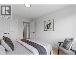 81 KENTON Street - 33