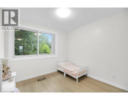 60 CHARLES BEST Place - 19