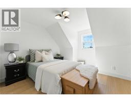 246 DARTMOOR Crescent - 21