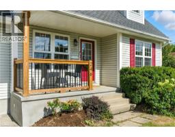 246 DARTMOOR Crescent - 3