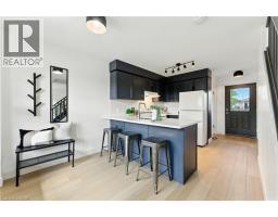 246 DARTMOOR Crescent - 5