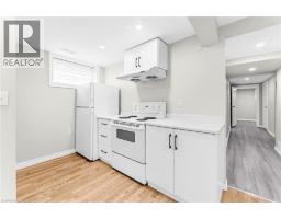 119 NICKOLAS Crescent - 28