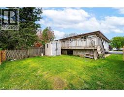 119 NICKOLAS Crescent - 39