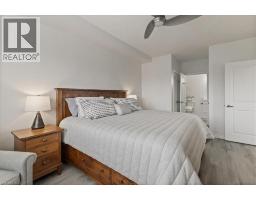 539 BELMONT Avenue W UnitNo. 502 - 17